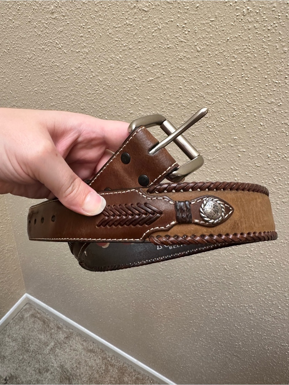 Nocona Genuine Leather Western Belt Silver Tone Brown Tan Size 30 Cowboy Rodeo